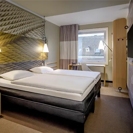 Hotel Ibis 3*