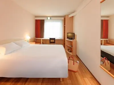 Ibis Szálloda 3*